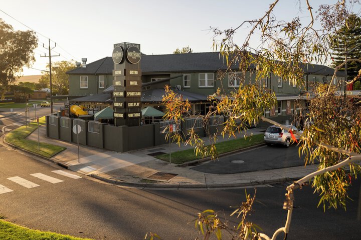 Photo of Northside Hotel Albury