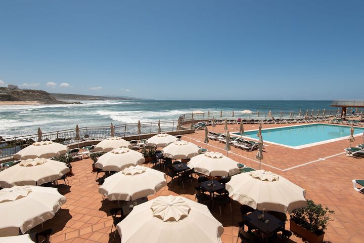 Pool Hotel