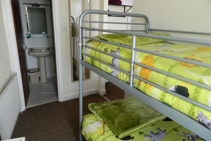 Room 10 of 81