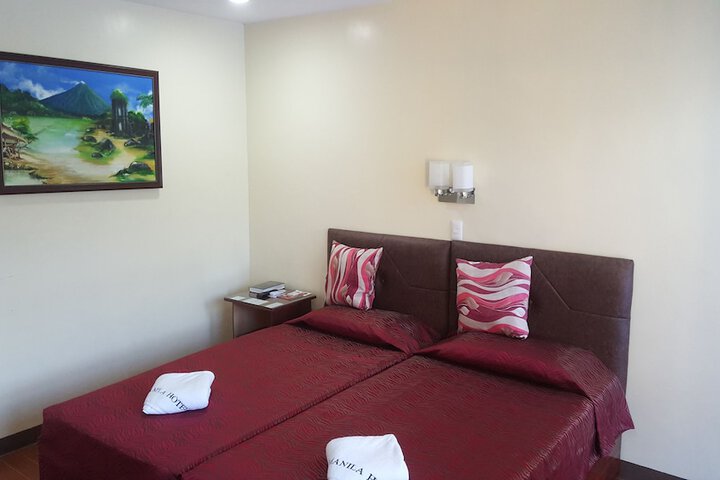 Room 53 of 105
