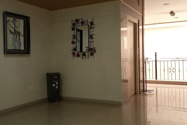 Room 21 of 40