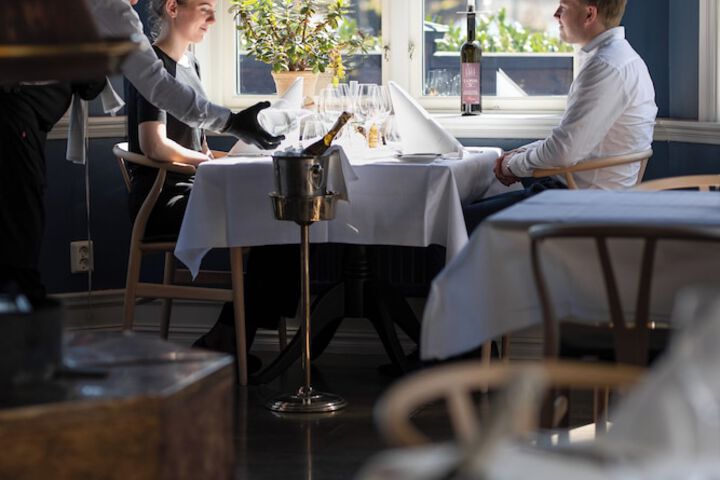 Dining 93 of 124