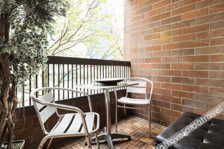 Smart 1Br in West End by Sonder