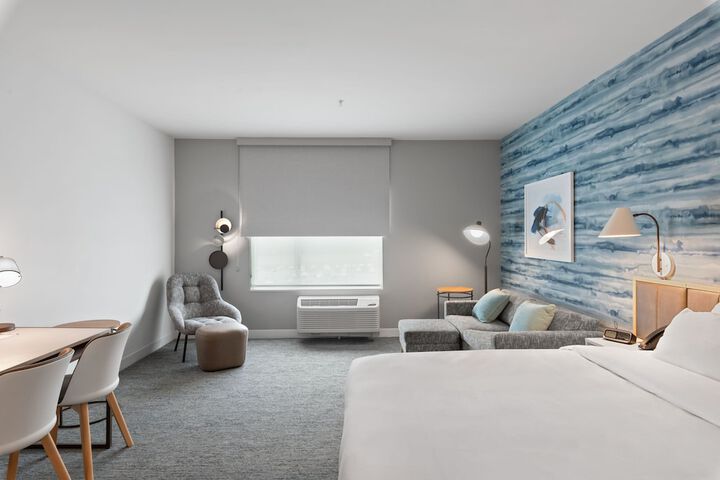 Room 27 of 55