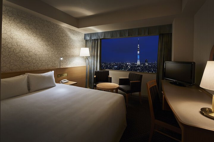 Room 28 of 117