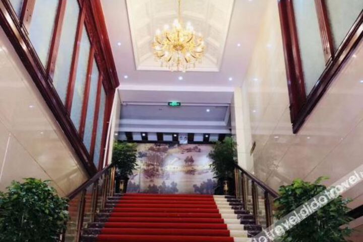 Hotel Interior 4 of 12