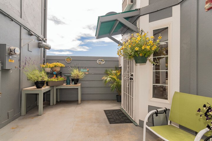 Terrace/Patio 40 of 48
