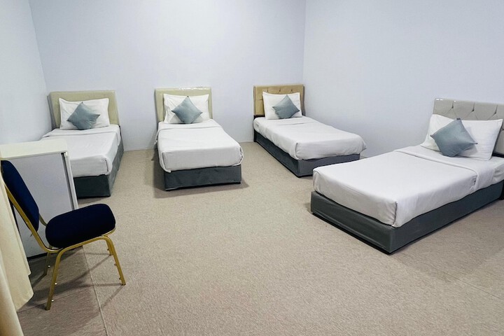 Room 5 of 14