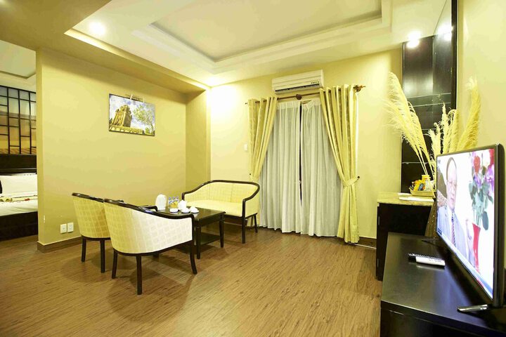 Room 16 of 44