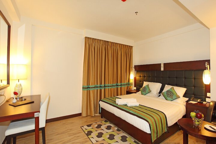 Room 4 of 151