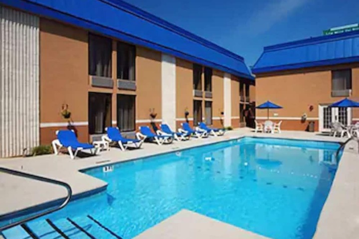 Outdoor pool