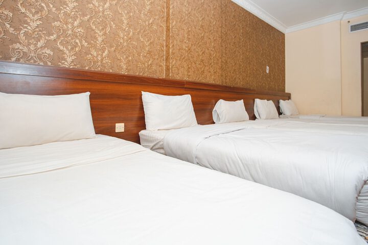 Room 6 of 21