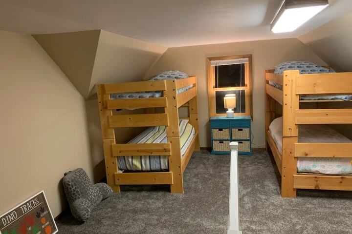 Room 5 of 96