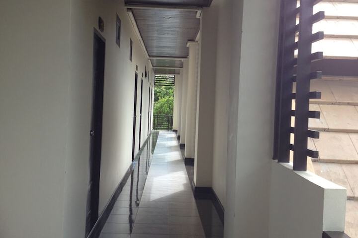 Ballroom/Hall 58 of 79