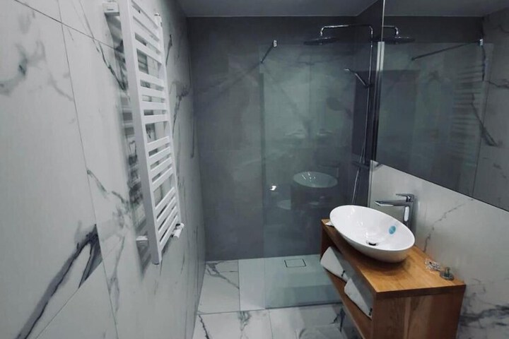 Bath Photo