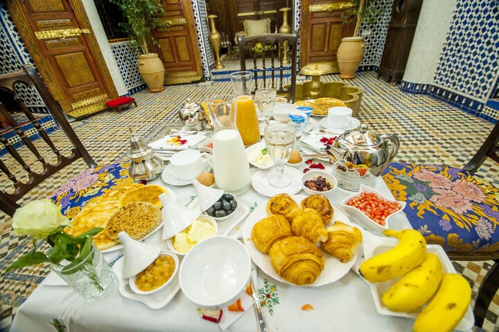 Breakfast/Coffee Service 43 of 70