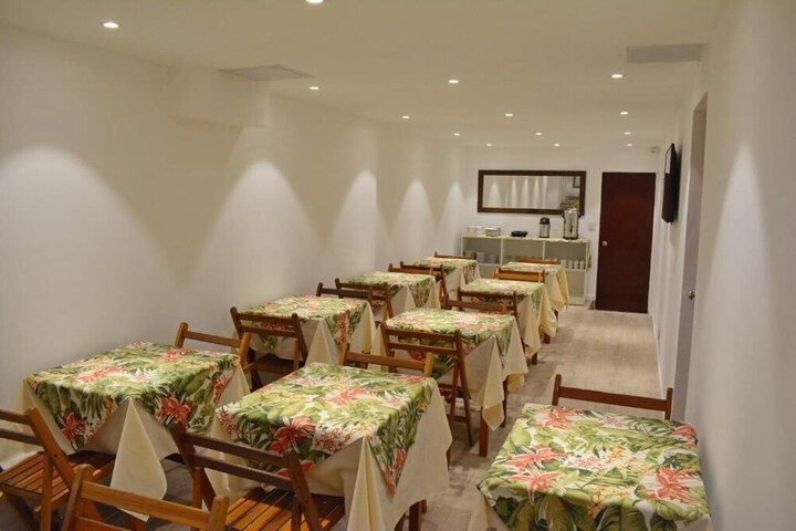 Dining Photos