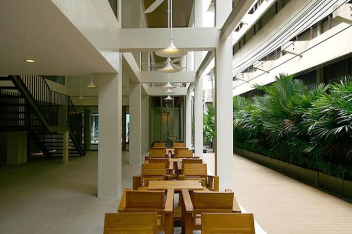 Hotel Interior 6 of 115