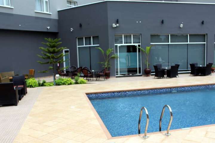 Pool 16 of 37