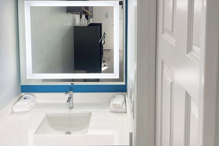 Clean Restrooms