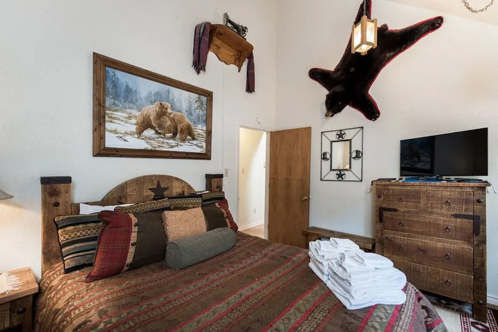 Room 2 of 13