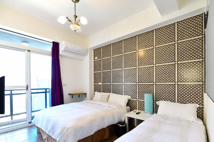 Room 15 of 86