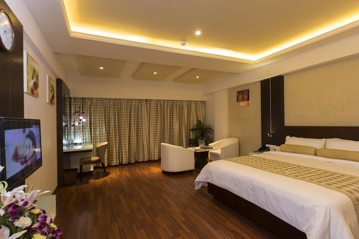 Room 15 of 35
