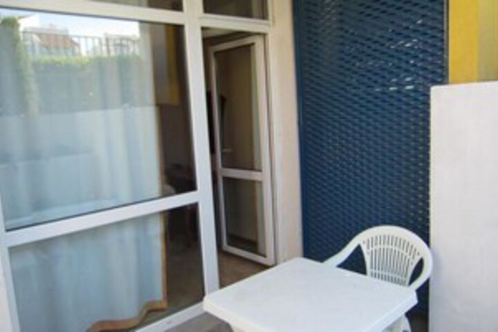 Room 2 of 21