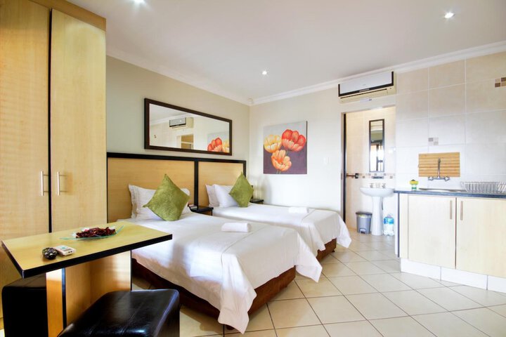Room 9 of 73