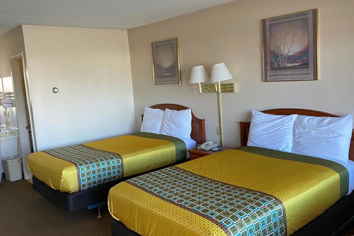 Room 16 of 20