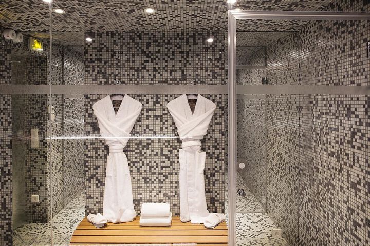 Relaxing Spa