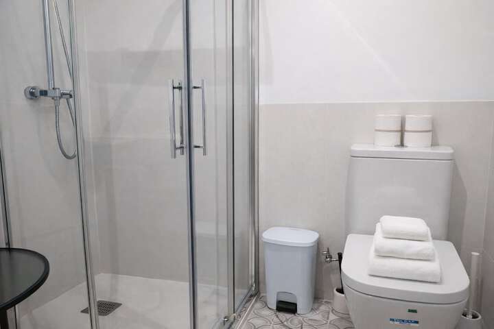 Room 50 of 71