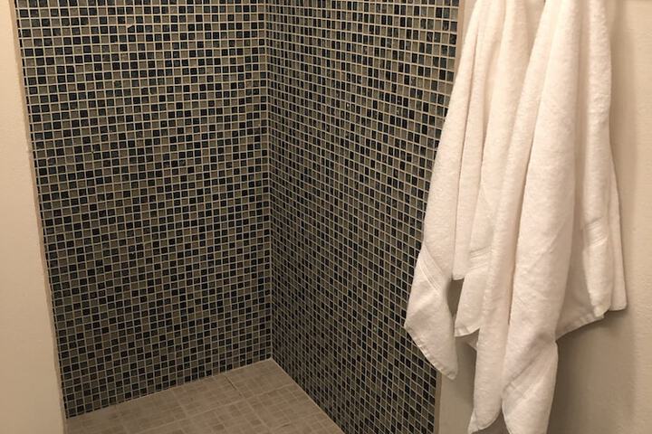 Room 73 of 88