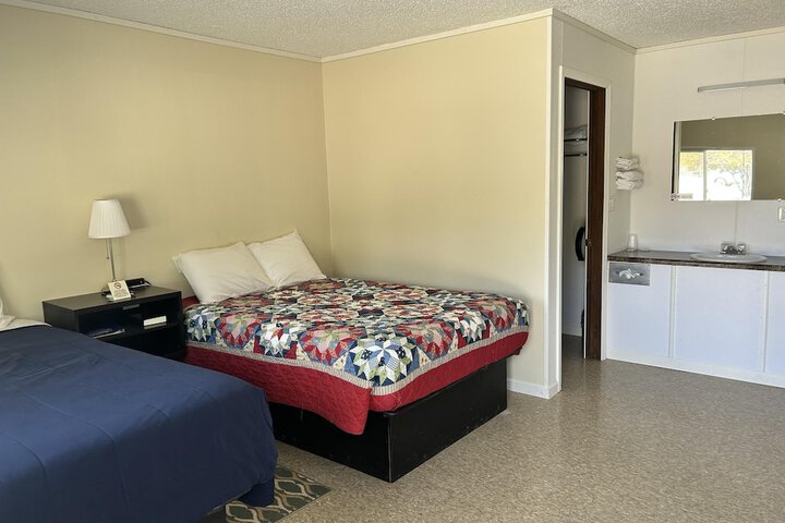 Room 3 of 30