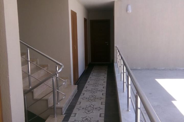 Room 10 of 67