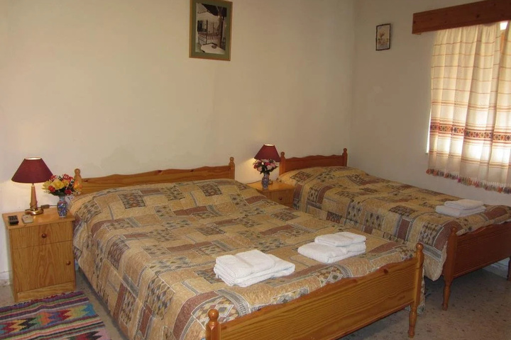 Room 2 of 15