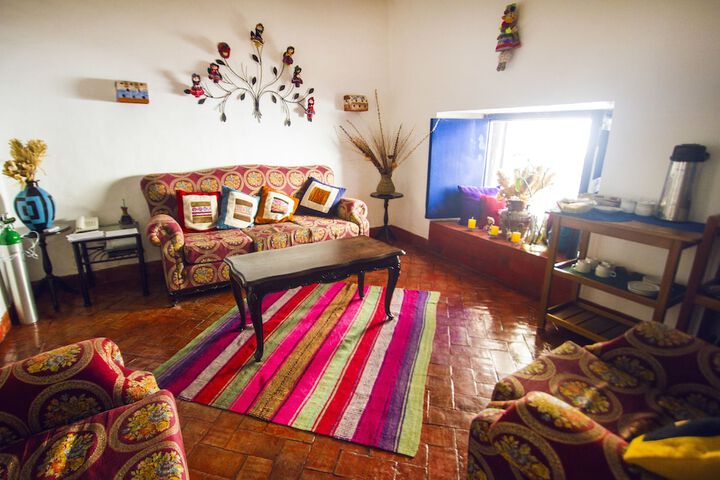 Entrance & Lobby