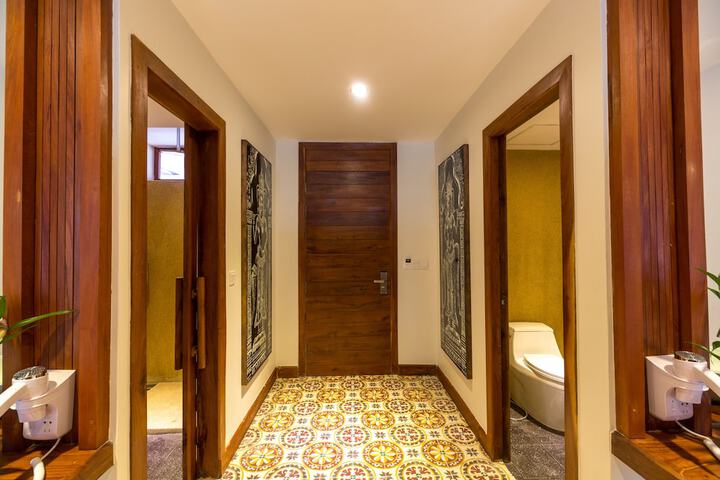 Room 43 of 111