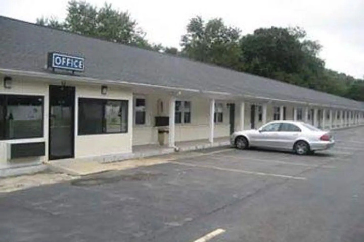 KNIGHTS INN OLD SAYBROOK