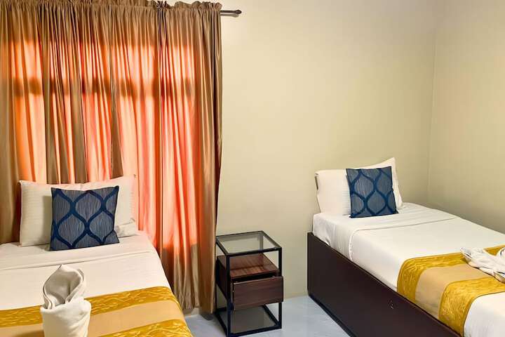 Room 18 of 26