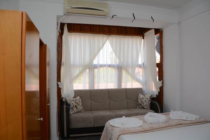 Room 5 of 45