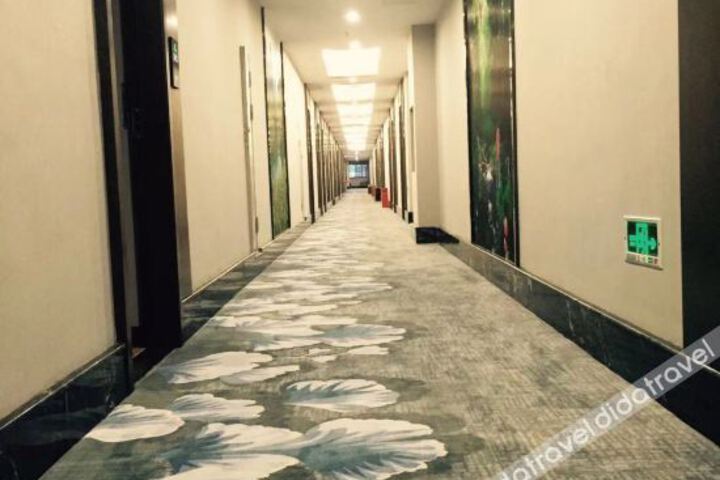 Hotel 2 of 7