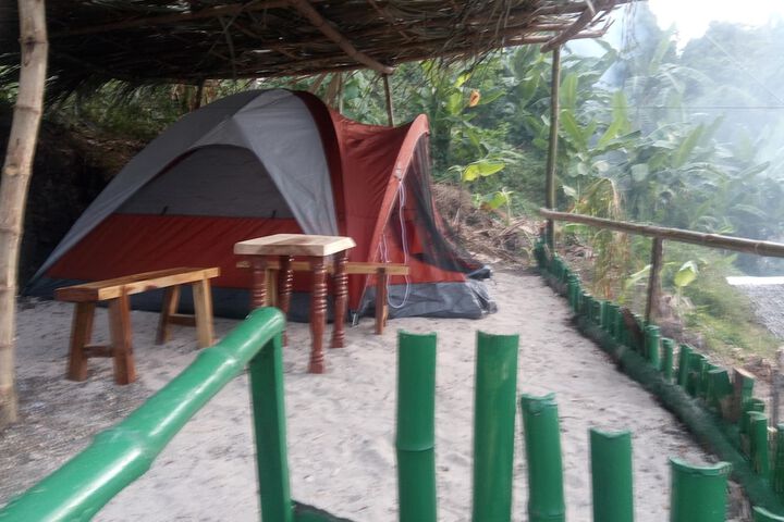 Room 10 of 33