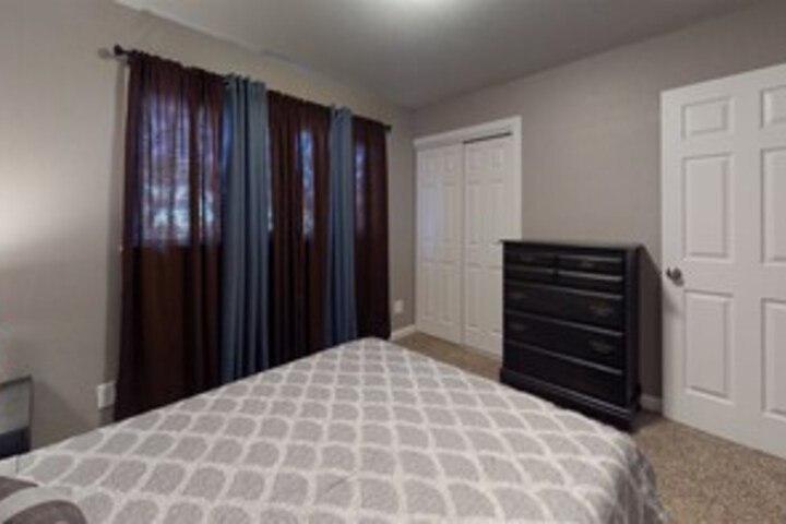 Room 11 of 12