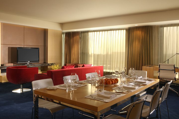 Room 22 of 120