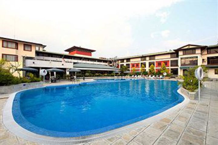 Hotel De L Annapurna Beauty Parlour & Barber Shop