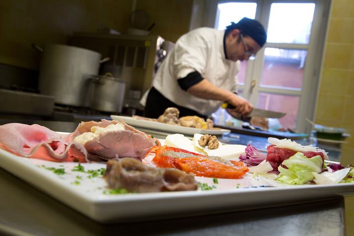 Dining Photos