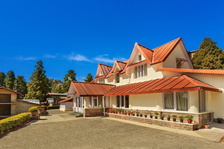 Hotel Entry