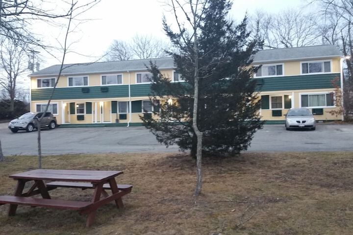 Property Grounds 18 of 24