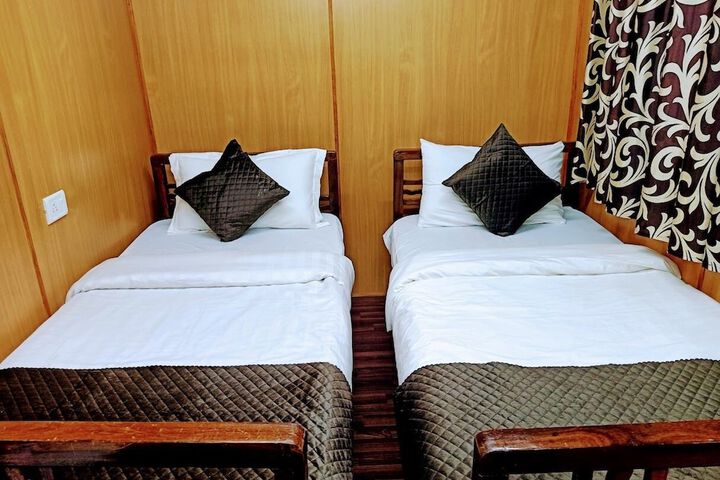 Room 46 of 195
